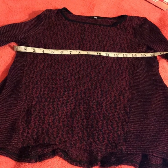 IZ Byer Knit Pullover Sweater - Picture 5 of 5